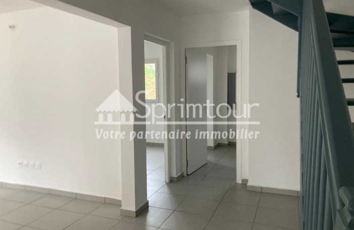 À louer   T4 Duplex avec jardin privatif et terrasse  Trois-Rivières