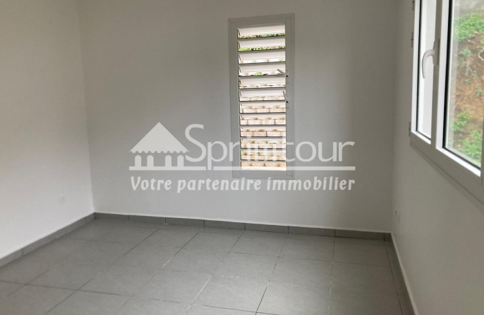 À louer   T4 Duplex avec jardin privatif et terrasse  Trois-Rivières