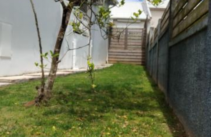 Vente Maison 225m&sup2; 7 pi&#232;ces Lamentin