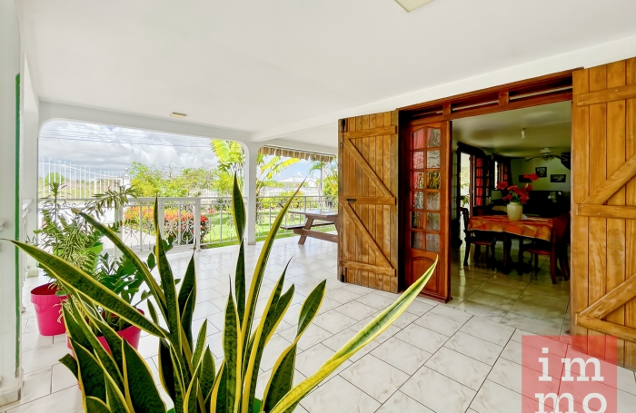 Grande Villa 4 chambres avec Potentiel