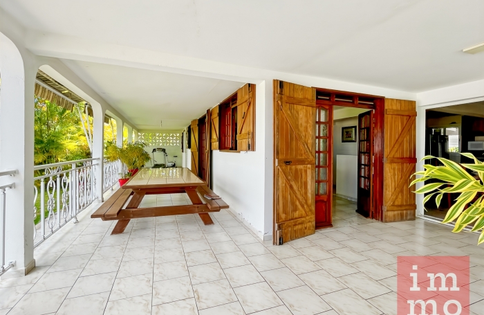 Grande Villa 4 chambres avec Potentiel