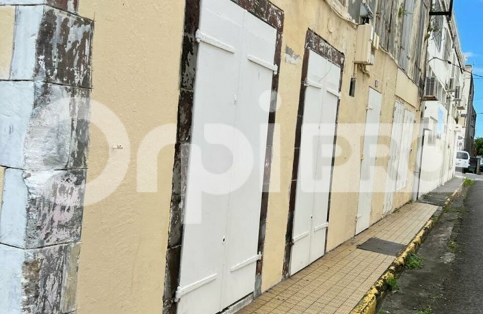 VENTE - Local commercial 90 m² Basse Terre