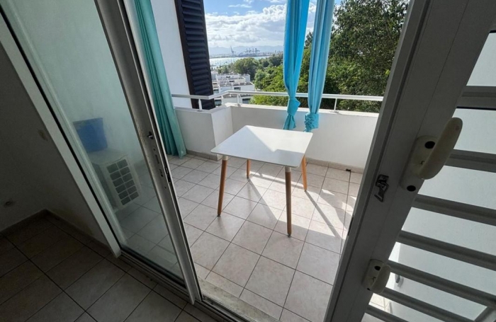 Location Appartement 23m&sup2; 1 pi&#232;ce Les Abymes