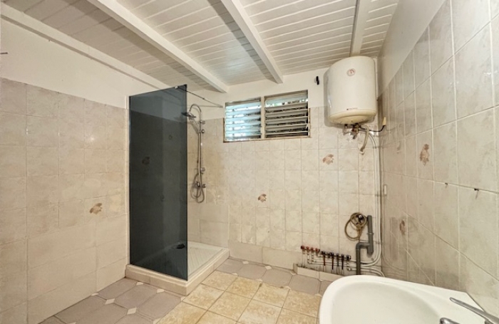 Maison de ville proche commodités - Agence LONGFORT IMMOBILIER