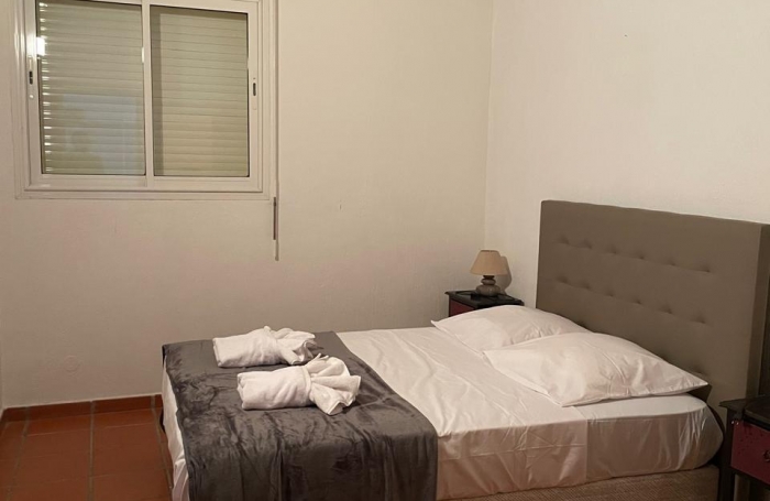 Exceptionnel Petit-Bourg - Villa meublée T8 au coeur d'un jardin tropical de 4800 m2