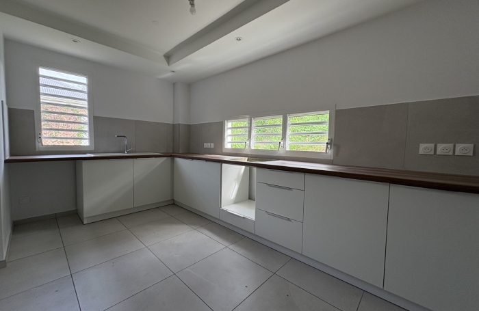 VILLA T5 NEUVE BIGLETTE