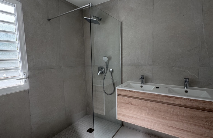 VILLA T5 NEUVE BIGLETTE