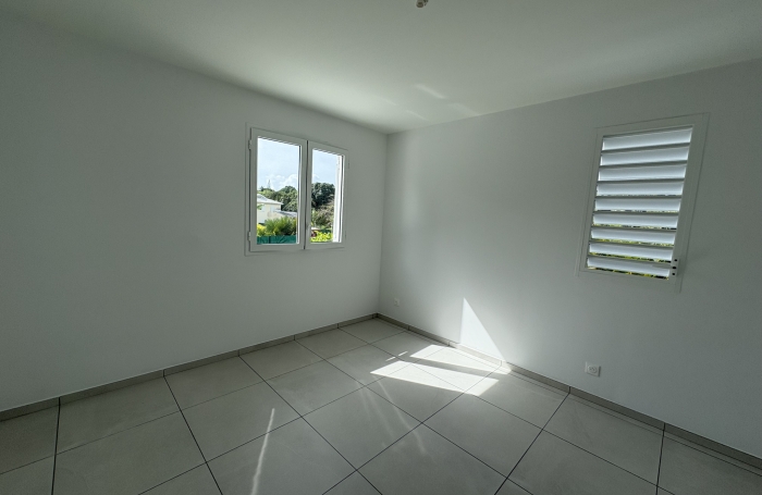 VILLA T5 NEUVE BIGLETTE