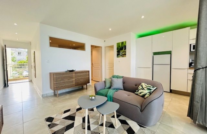 Location Appartement 97170