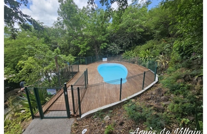 Vente Maison 54m&sup2; 3 pi&#232;ces Bouillante