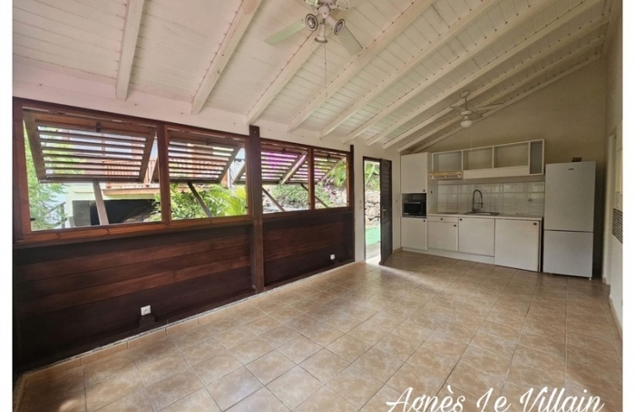 Vente Maison 54m&sup2; 3 pi&#232;ces Bouillante