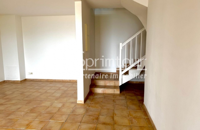 Vieux-Fort, vue mer, Appartement T3 non meublé en Duplex - climatisé - Résidence Privée - piscine