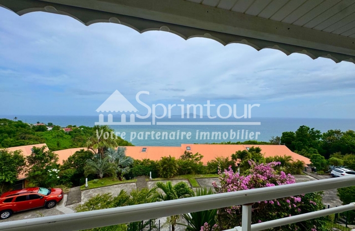 Vieux-Fort, vue mer, Appartement T3 non meublé en Duplex - climatisé - Résidence Privée - piscine