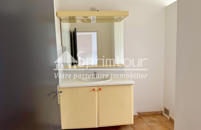 Vieux-Fort, vue mer, Appartement T3 non meublé en Duplex - climatisé - Résidence Privée - piscine