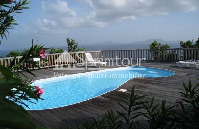 Vieux-Fort, vue mer, Appartement T3 non meublé en Duplex - climatisé - Résidence Privée - piscine