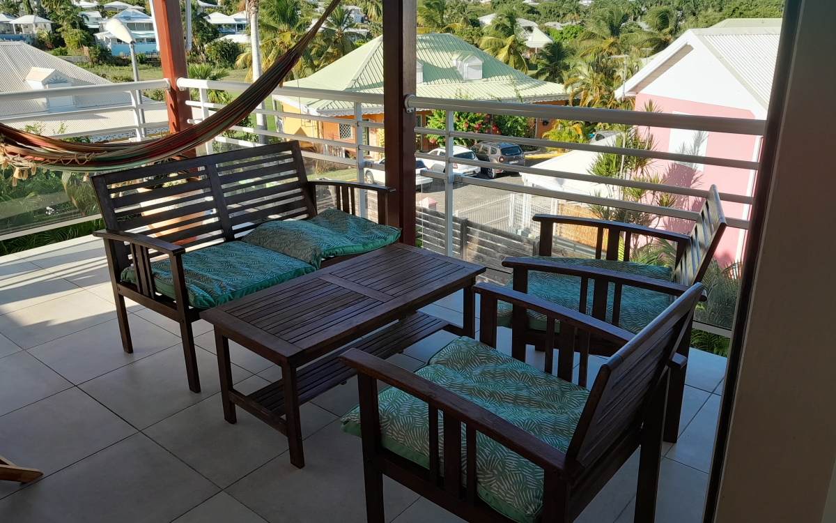 VILLA F3 AVEC PISCINE