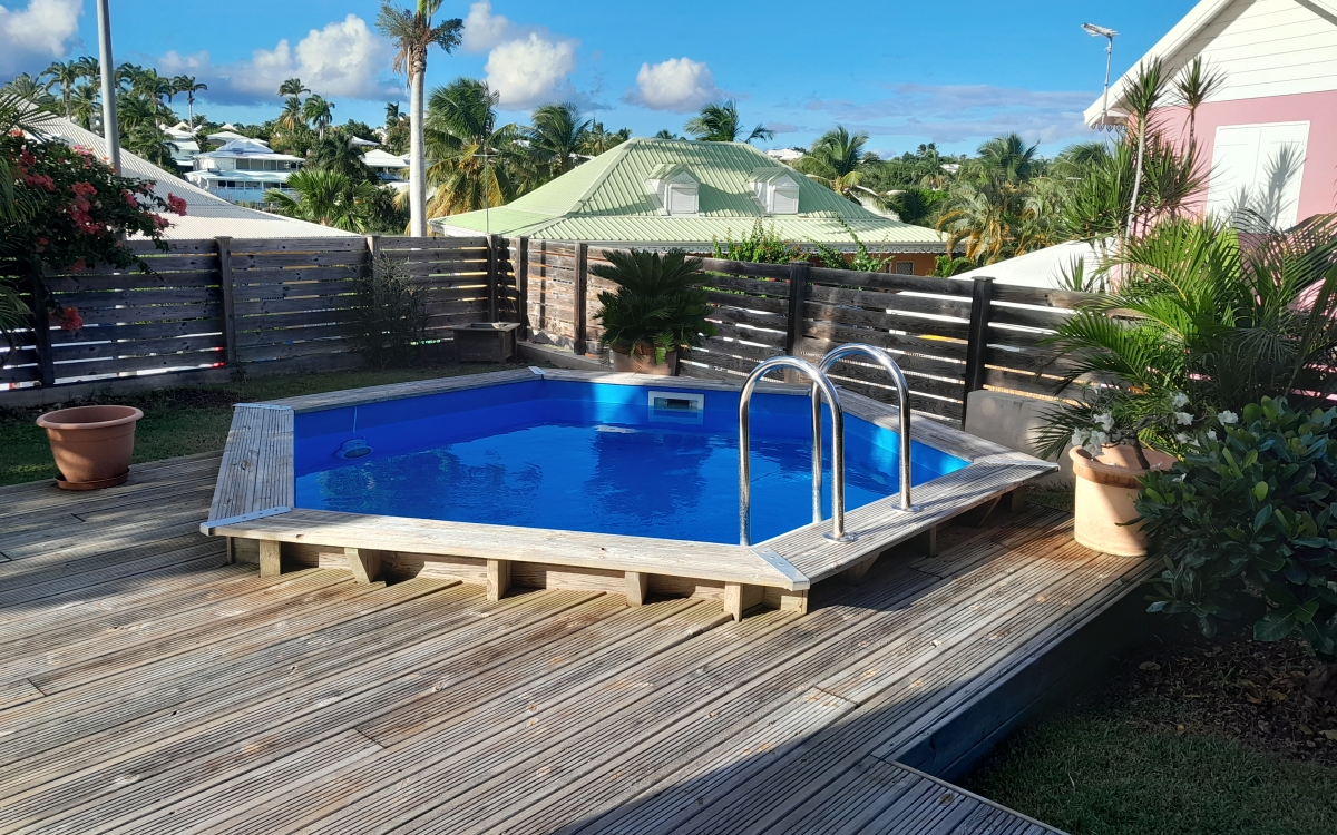 VILLA F3 AVEC PISCINE