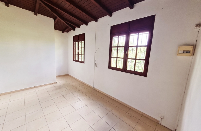 CHARMANTE VILLA F5 A LA JAILLE