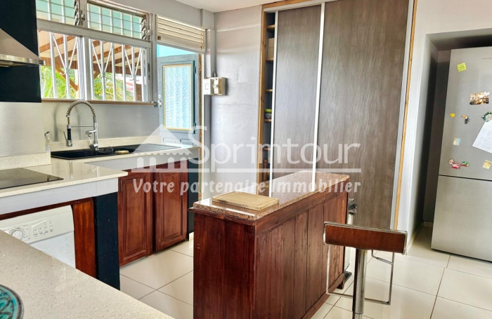À VENDRE   Maison T4 de plain-pied avec studio indépendant   Saint-Claude