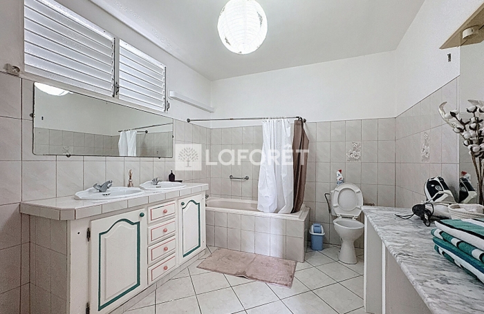 Location Appartement 86m² 3 pièces Sainte Anne