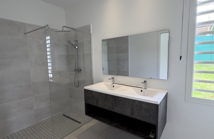 Villa F5 vue mer Petit Bourg