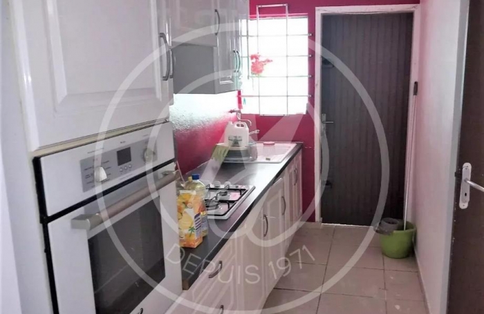 Vente Maison 83.64m&sup2; 4 pi&#232;ces Les Abymes