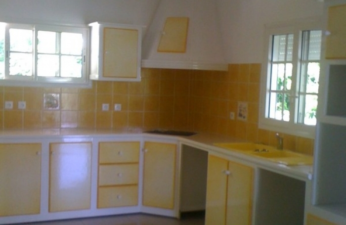 Vente Maison 212m&sup2; 7 pi&#232;ces Gosier