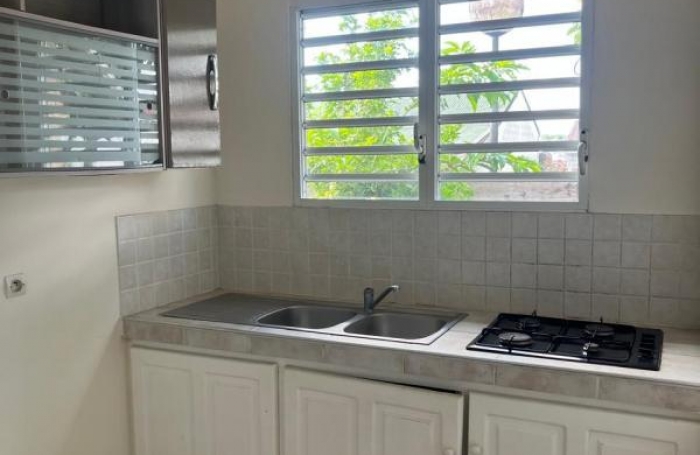 Vente Maison 73.6m&sup2; 4 pi&#232;ces Sainte Rose