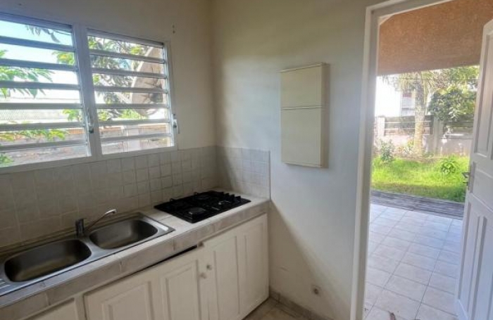 Vente Maison 73.6m&sup2; 4 pi&#232;ces Sainte Rose