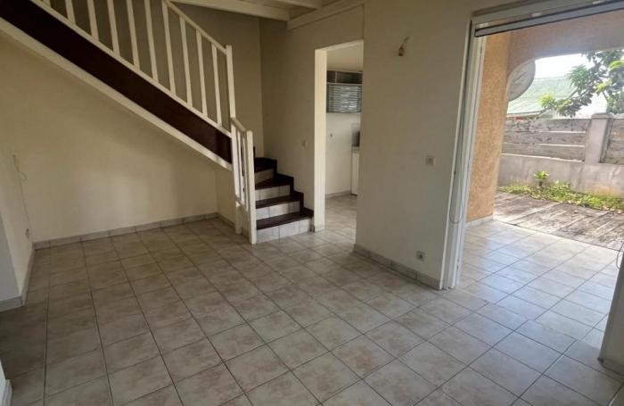 Vente Maison 73.6m&sup2; 4 pi&#232;ces Sainte Rose