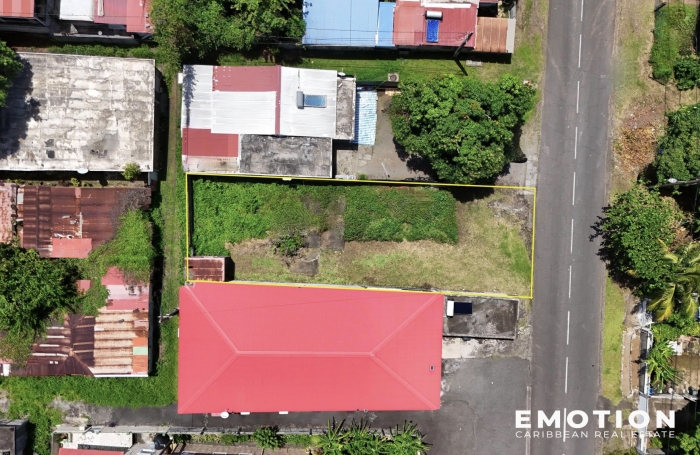 Terrain constructible 211 m2   Centre-ville de Capesterre-Belle-Eau
