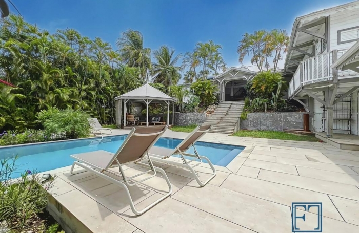 Location Maison 127m&sup2; 5 pi&#232;ces Sainte Anne