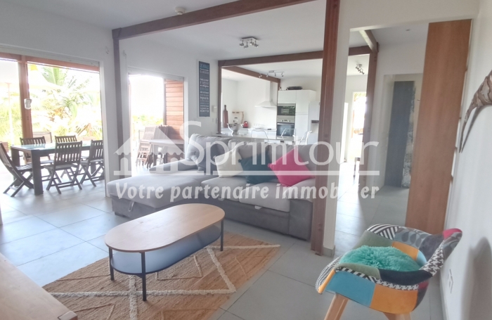 Villa T4 Meublée avec Jacuzzi et Vue Mer   Un Petit Coin de Paradis à Vieux-Habitants