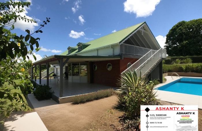 Vente Maison 180.00m&sup2; 7 pi&#232;ces Les Abymes