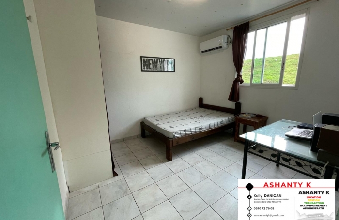 Vente Maison 180.00m&sup2; 7 pi&#232;ces Les Abymes