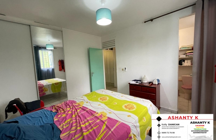 Vente Maison 180.00m&sup2; 7 pi&#232;ces Les Abymes