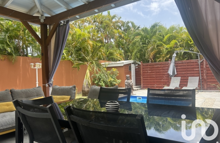 Location Maison 109m&sup2; 4 pi&#232;ces Saint François