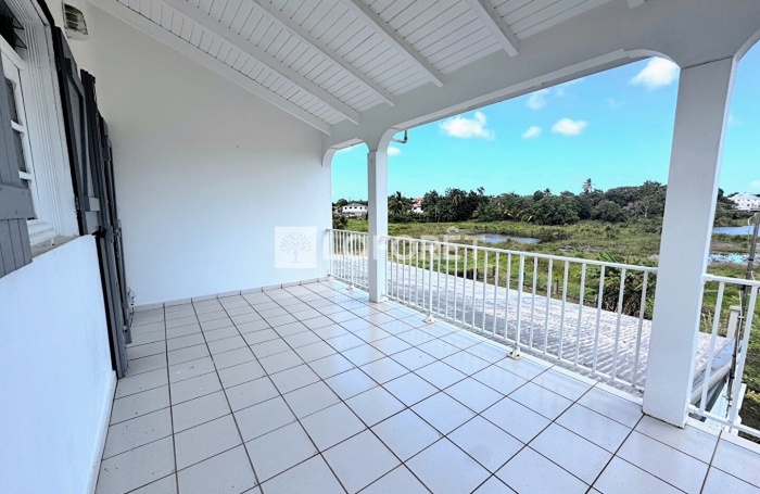 Location Maison 94m² 4 pièces Sainte Anne