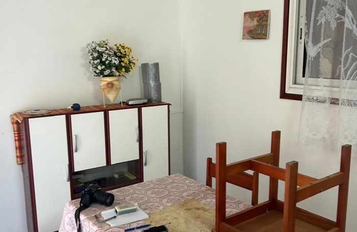BOUILLANTE BAS GALETS MAISON T2 43M2 SUR UN TERRAIN DE 106M2