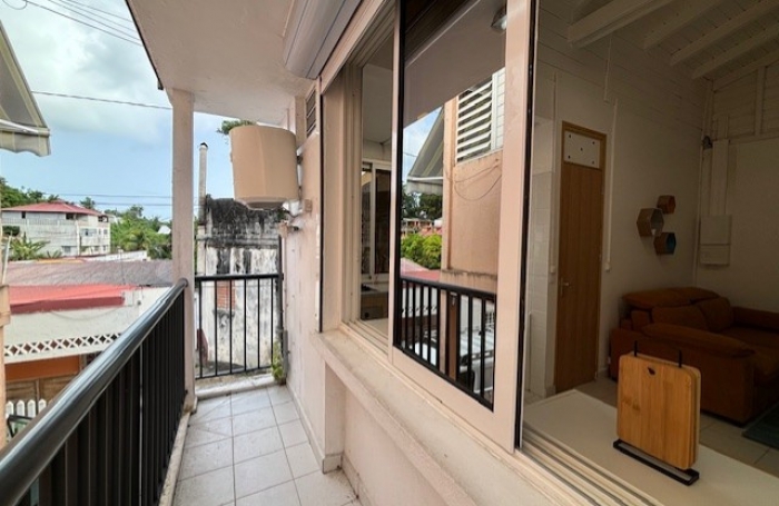 Deux pièces aux Abymes avec votre agence Longfort Immobilier