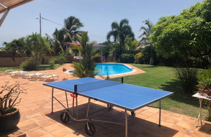 VILLA T5  AVEC PISCINE ET BUNGALOW TOUT CONFORT AVEC JACUZZI