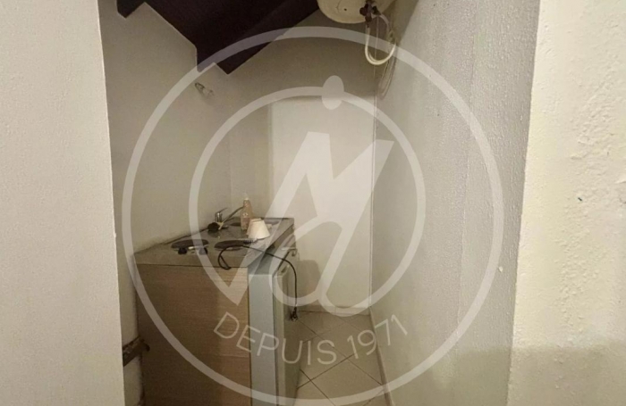Vente Maison 256m&sup2; 8 pi&#232;ces Lamentin