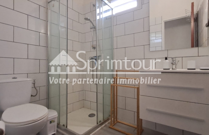 Maison individuelle T3 sur Bouillante, secteur de Pigeon, proche des commodités