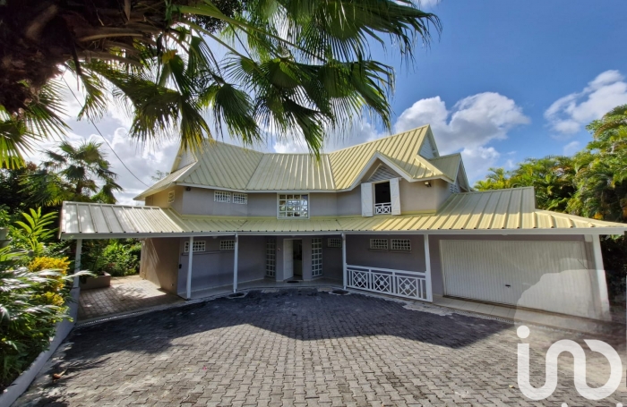 Vente Divers 195m&sup2; 5 pi&#232;ces Les Abymes
