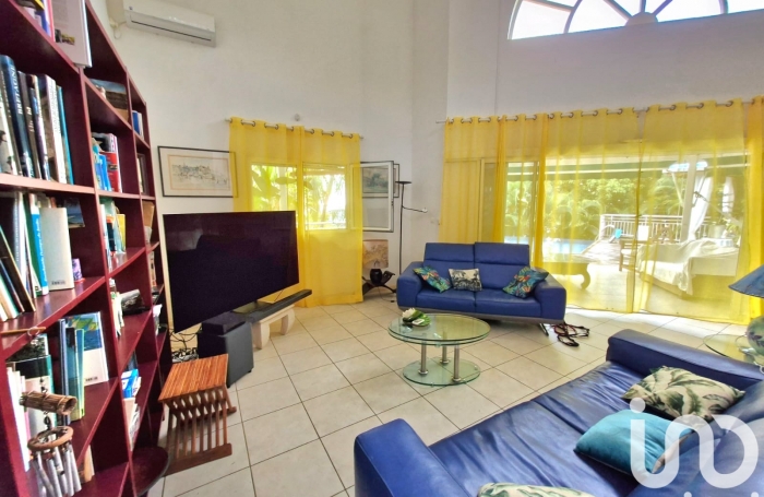 Vente Divers 195m&sup2; 5 pi&#232;ces Les Abymes