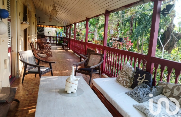 Vente Maison 194m&sup2; 9 pi&#232;ces Morne à l'eau
