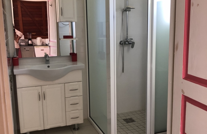 Vente Maison 128m&sup2; 8 pi&#232;ces Pointe-Noire