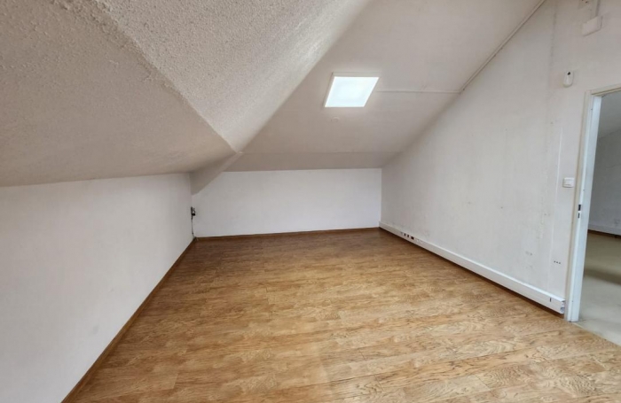 Location Local commercial 200m&sup2; Gosier