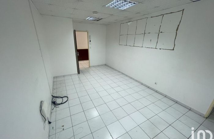 Location Bureaux 20m&sup2; Baie Mahault