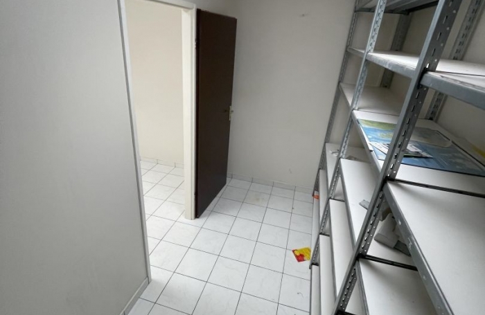 Location Bureaux 17m&sup2; Baie Mahault